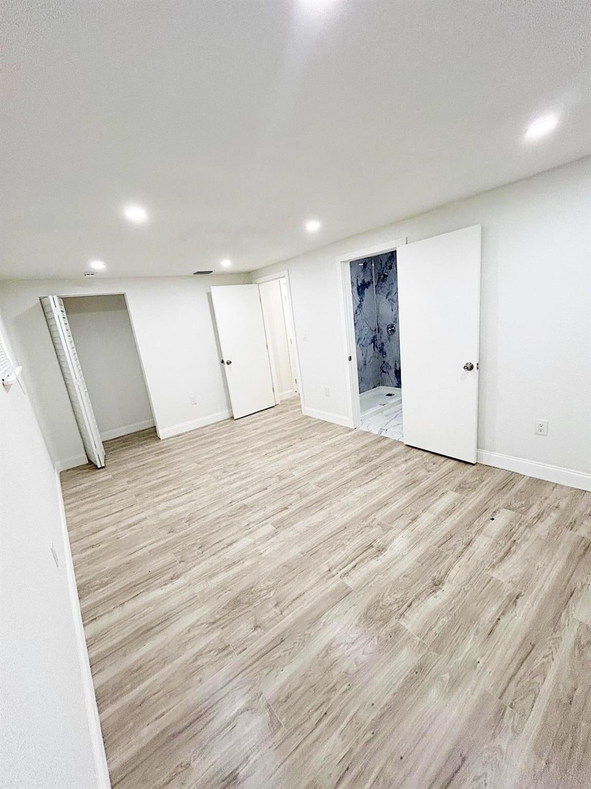 NORTH SHORE HEIGHTS - Residential