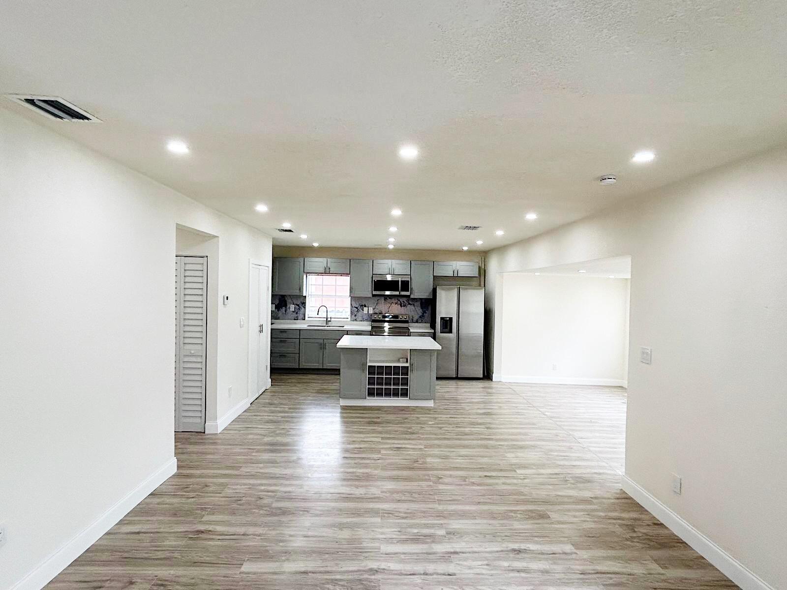 NORTH SHORE HEIGHTS - Residential