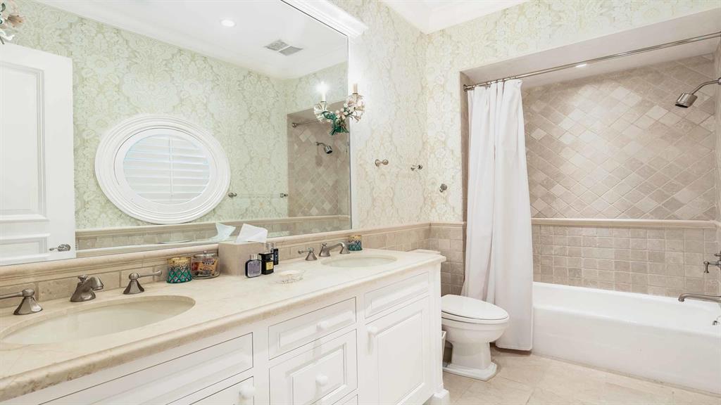 GULFSTREAM COVE - Residential