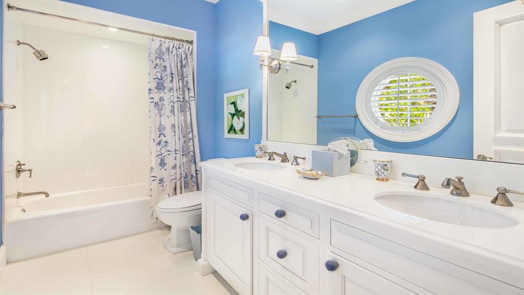 GULFSTREAM COVE - Residential