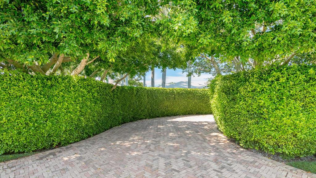 GULFSTREAM COVE - Residential