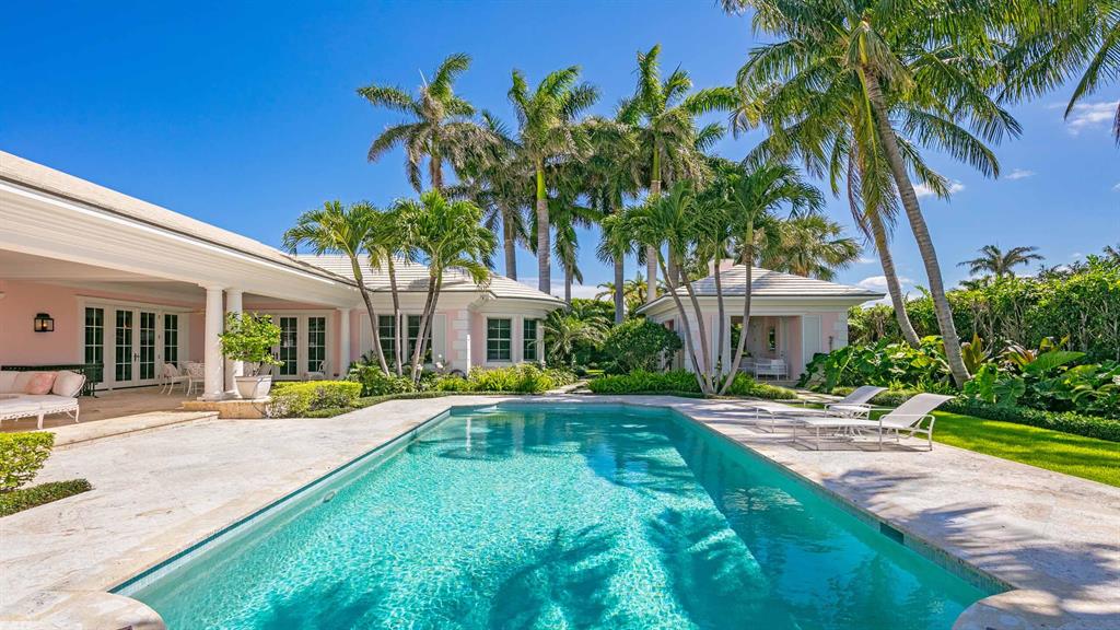 GULFSTREAM COVE - Residential