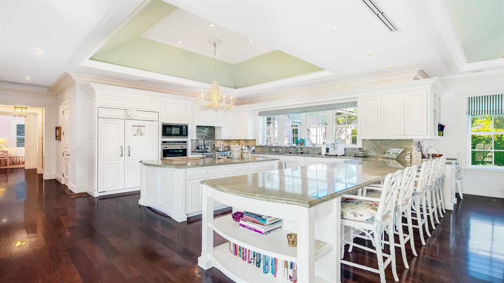 GULFSTREAM COVE - Residential