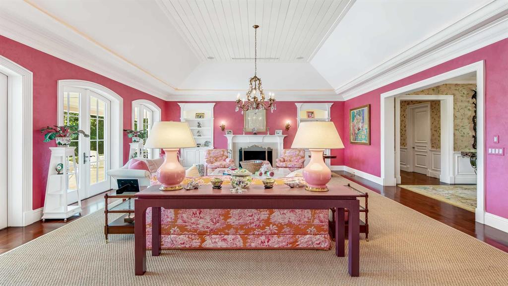 GULFSTREAM COVE - Residential