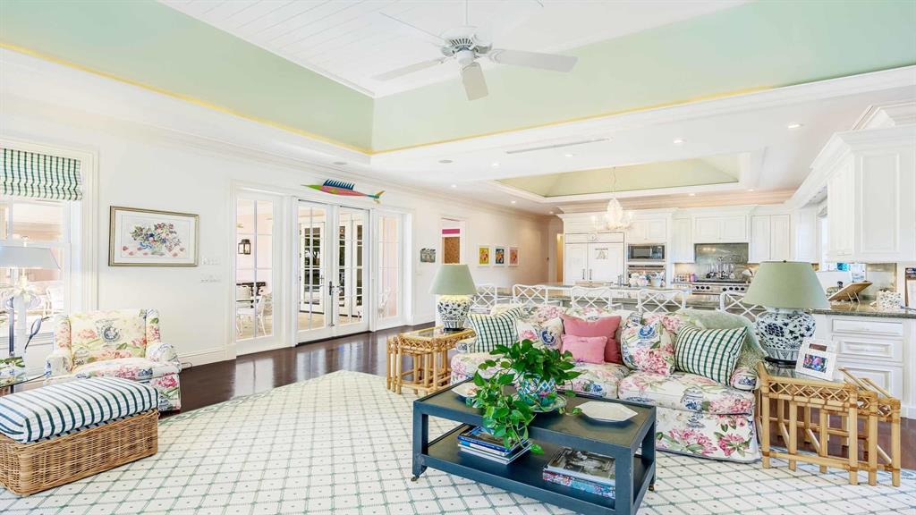 GULFSTREAM COVE - Residential