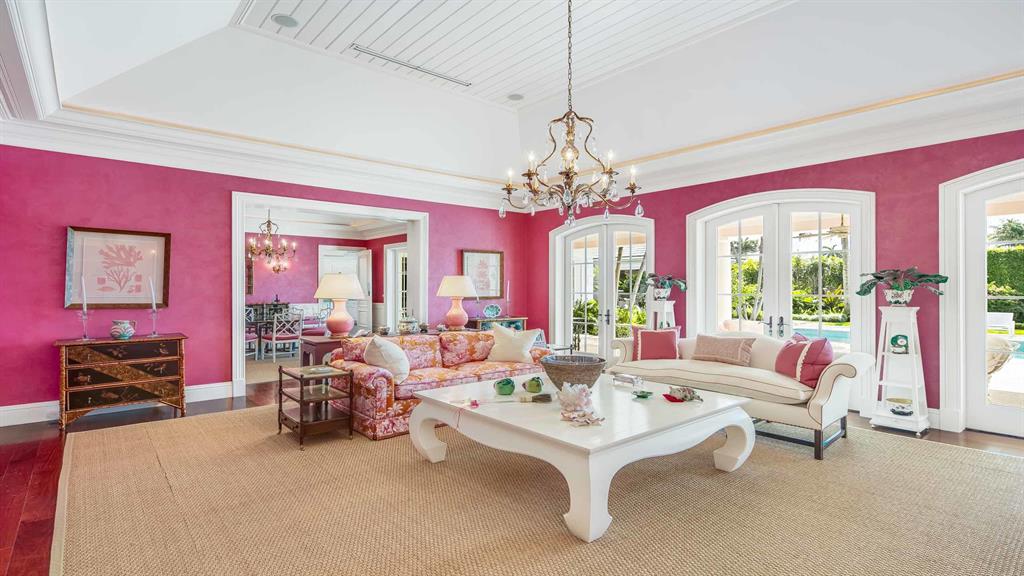 GULFSTREAM COVE - Residential