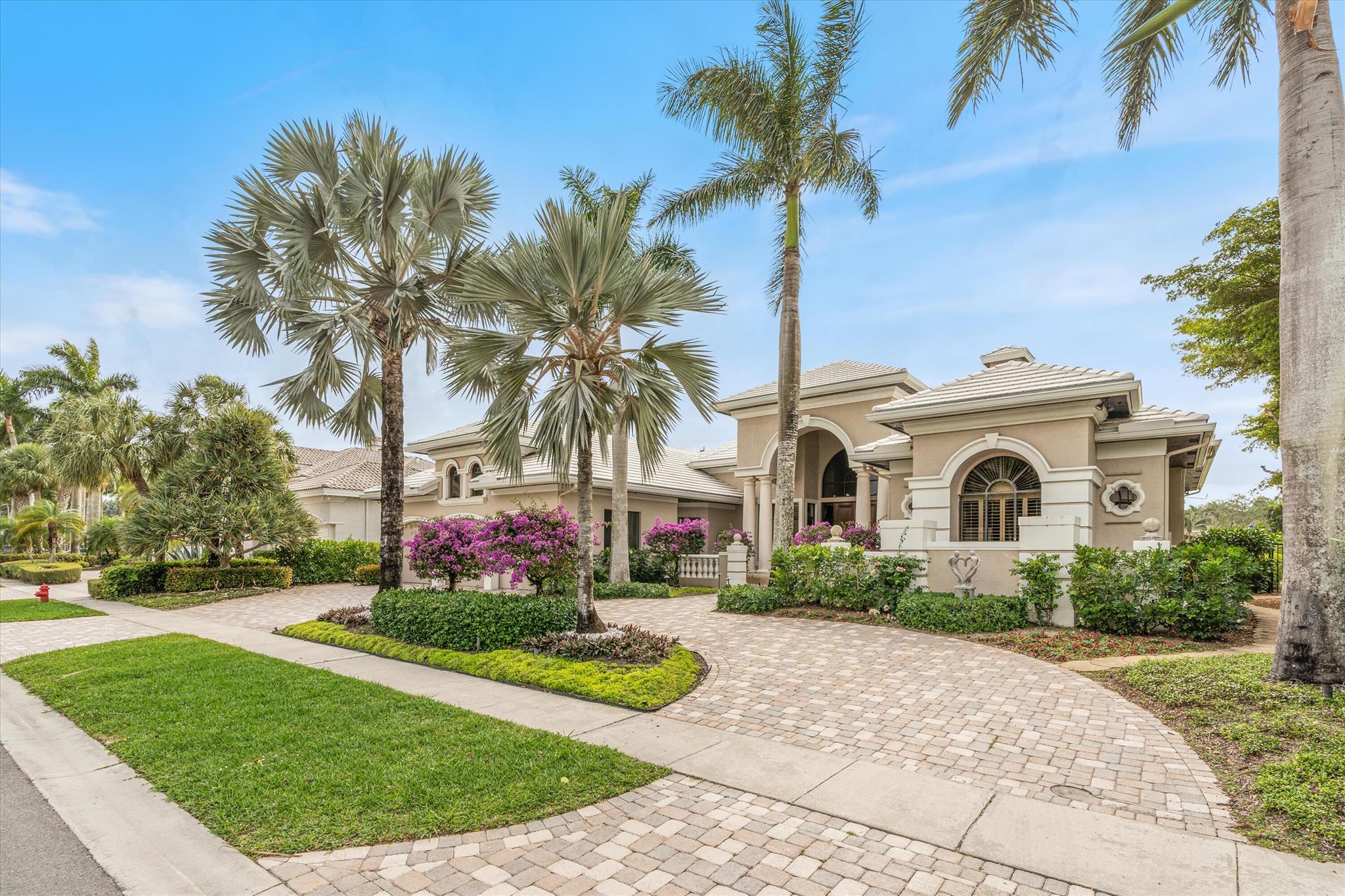 VINTAGE OAKS / POLO CLUB - Residential