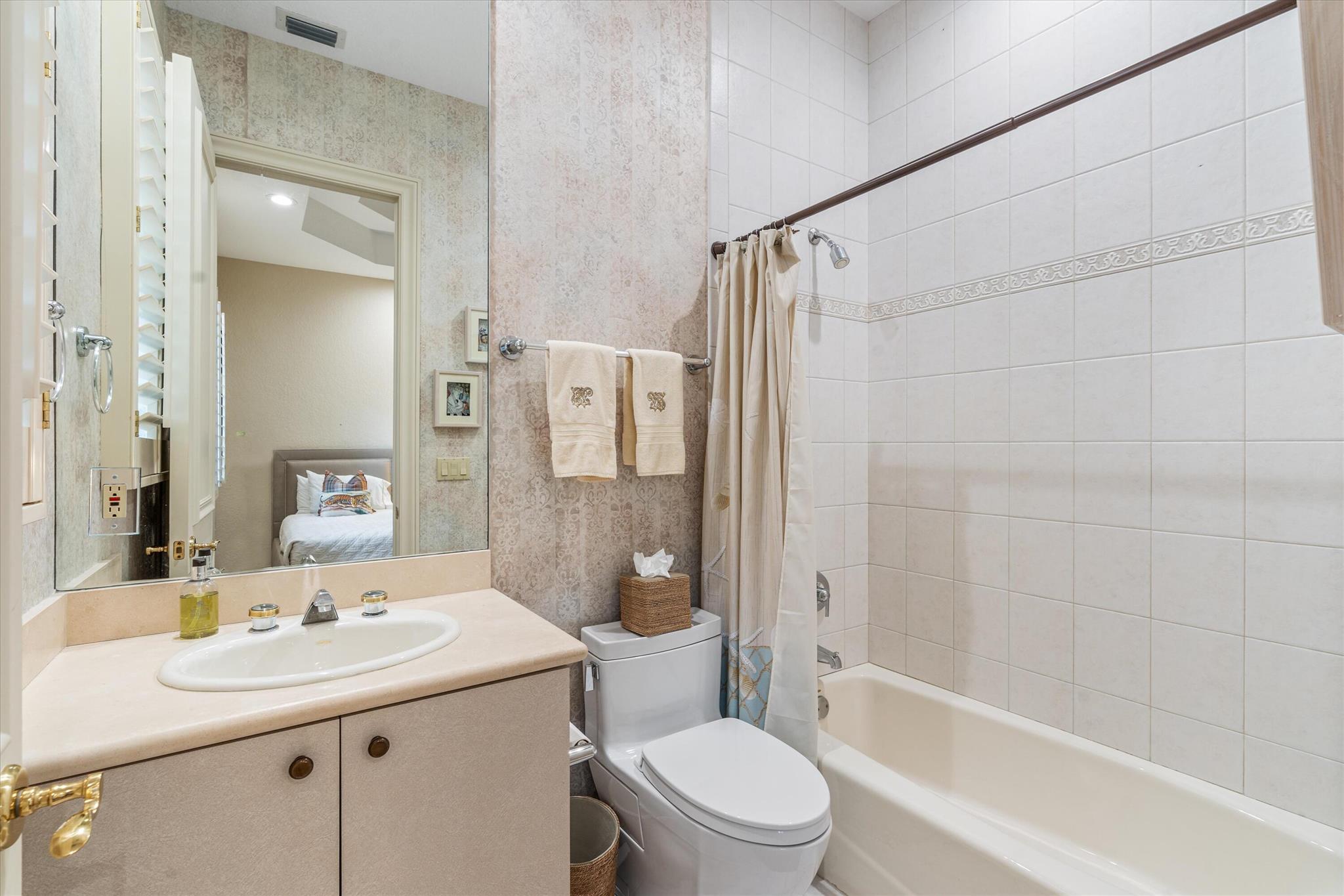 VINTAGE OAKS / POLO CLUB - Residential