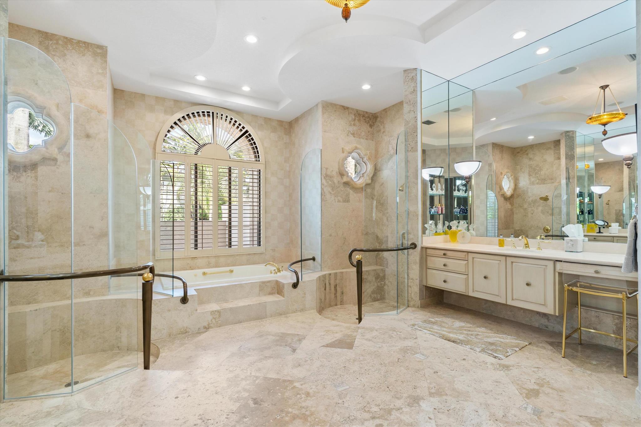 VINTAGE OAKS / POLO CLUB - Residential