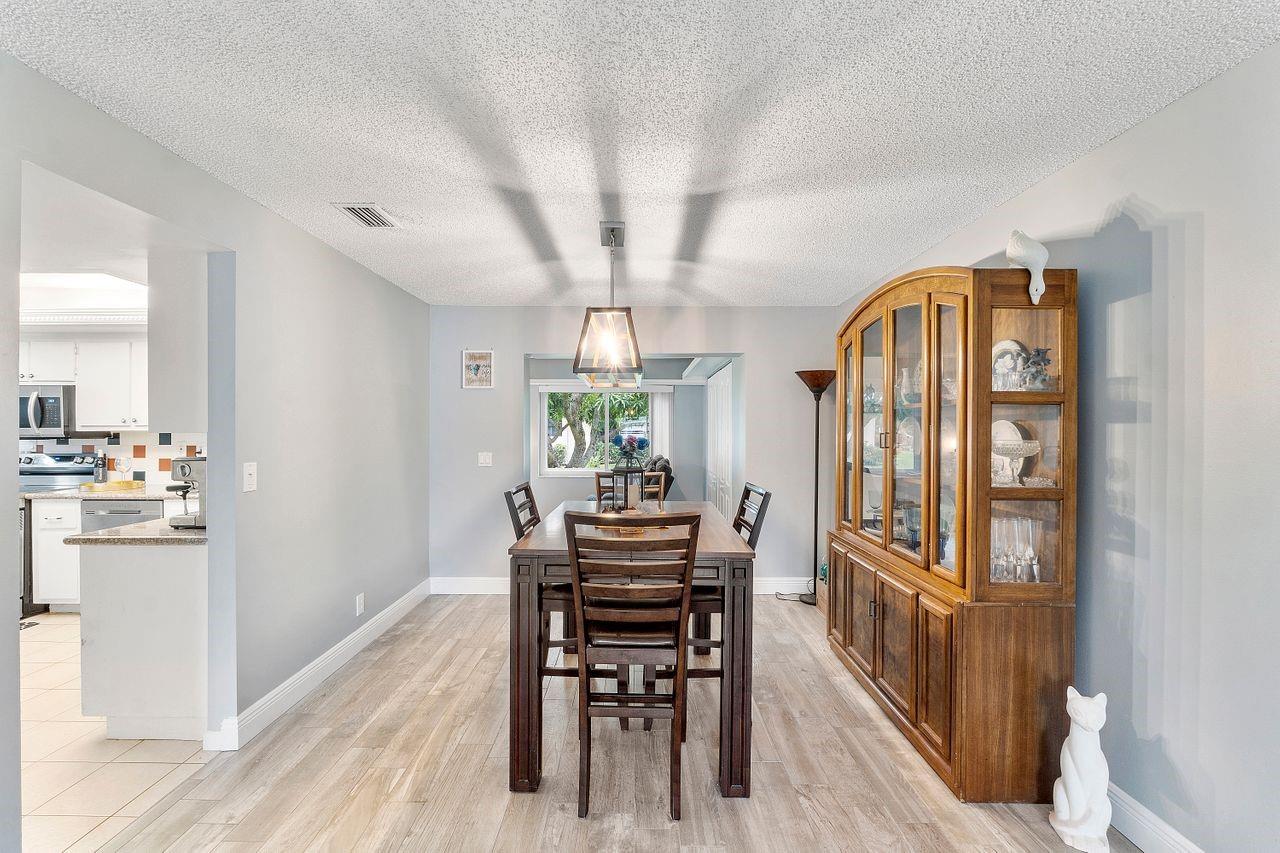 14598 Sunny Waters Ln