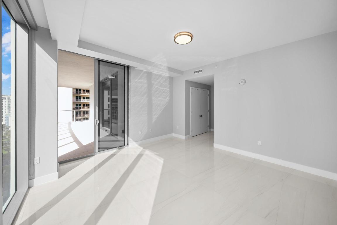 Amrit Ocean Resort & Residences - Residential