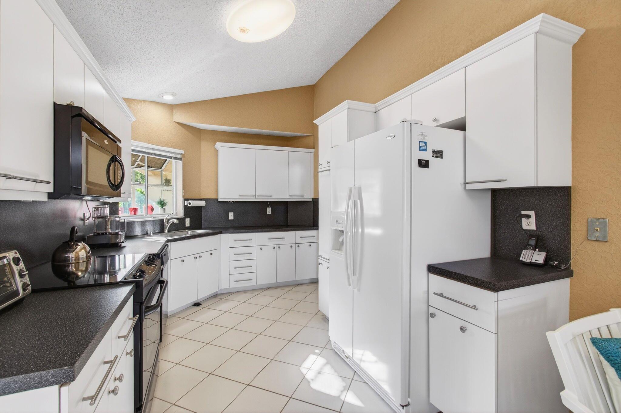 GREENSPOINTE / INDIAN SPR - Residential