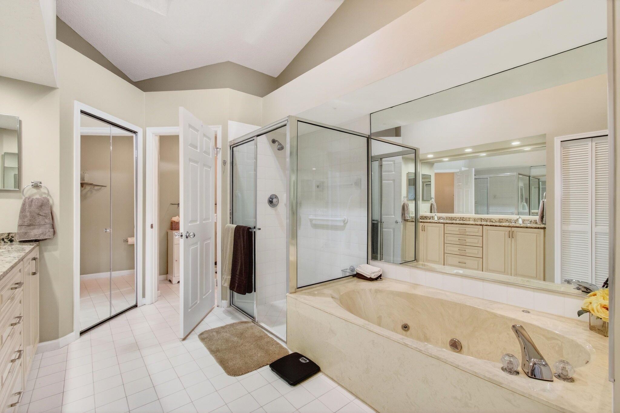 GREENSPOINTE / INDIAN SPR - Residential