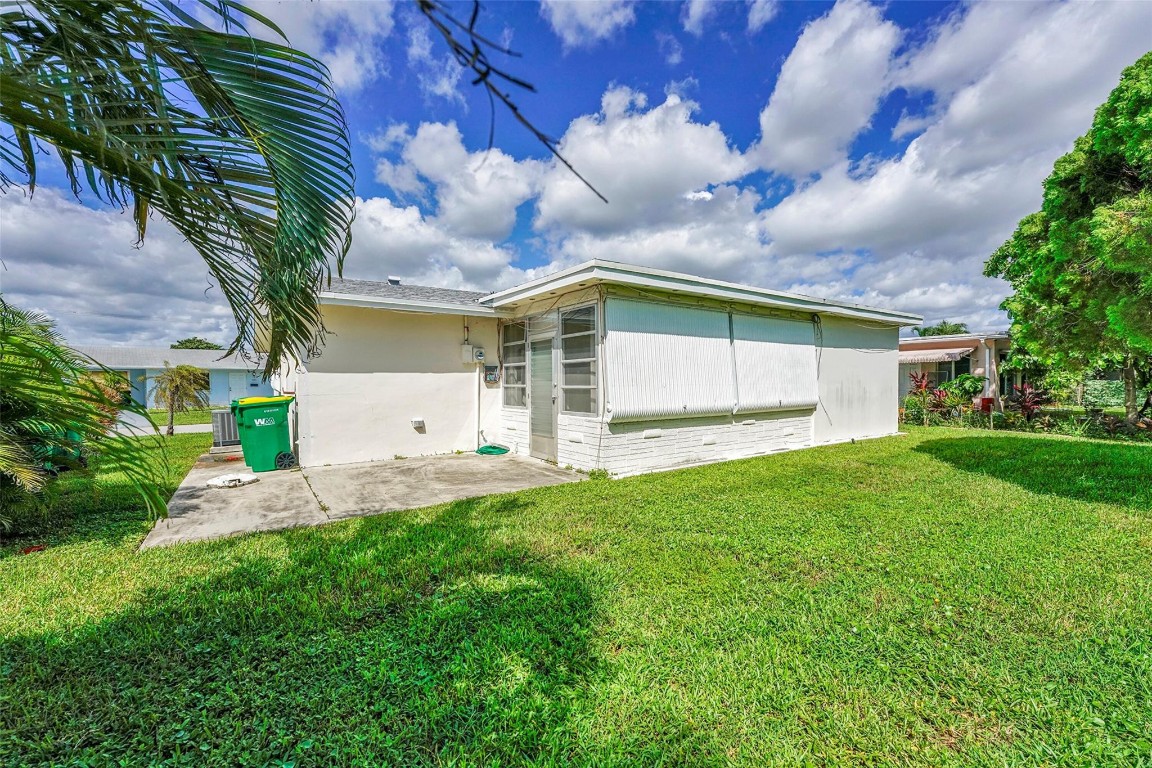 Mainlands Of Tamarac Lake - Residential
