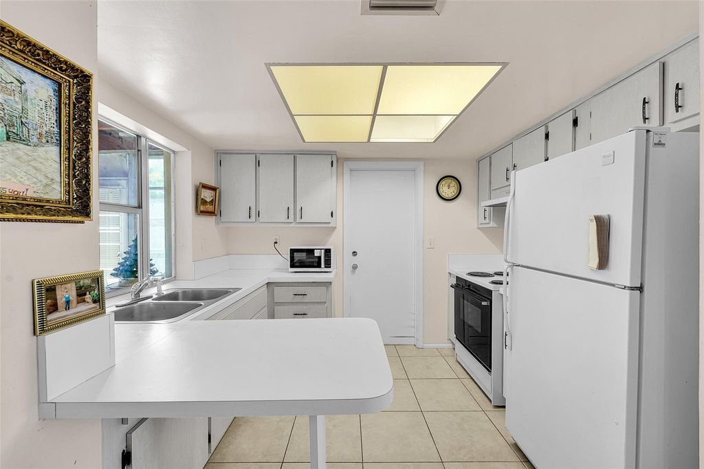 Photo of 4500 NW 47 Court, Tamarac, FL 33319 (MLS # F10537217)