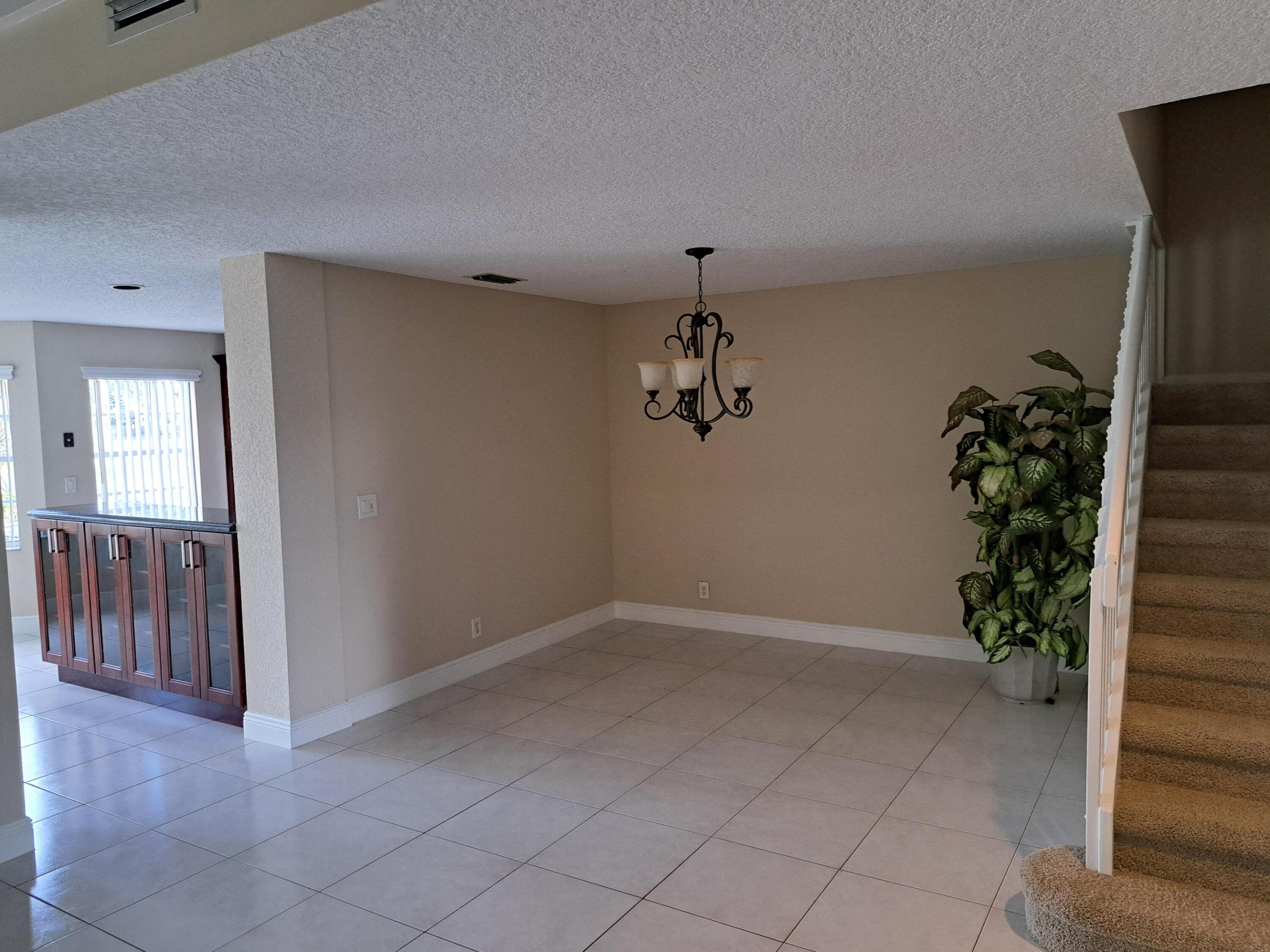 BOCA GARDENS 3 - Residential Lease