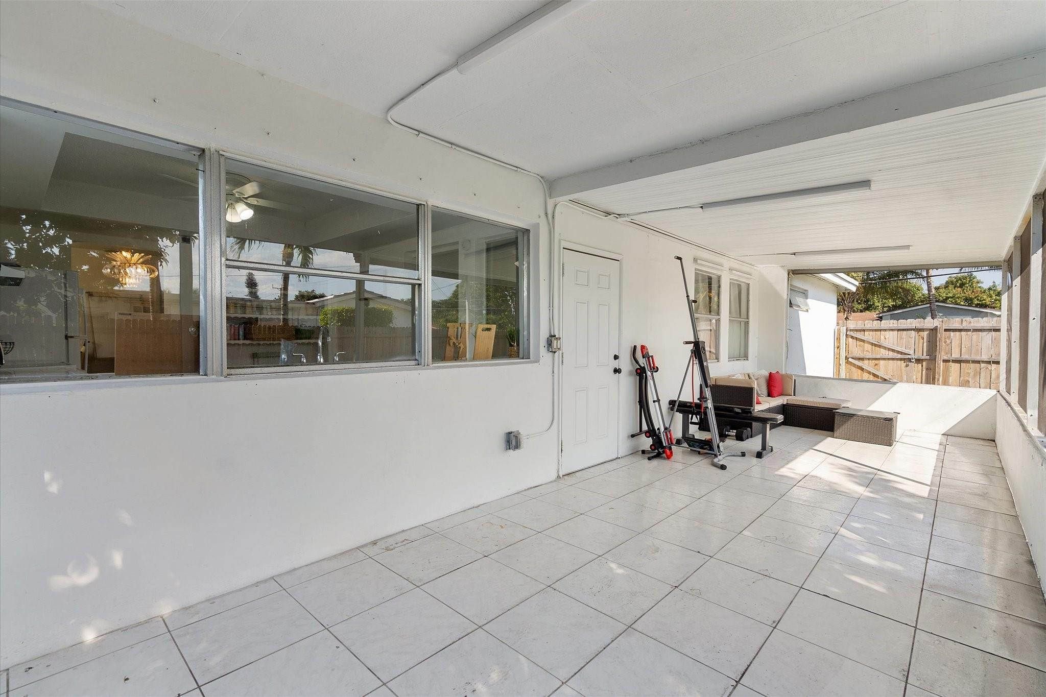 Lauderdale Lakes Northgat - Residential