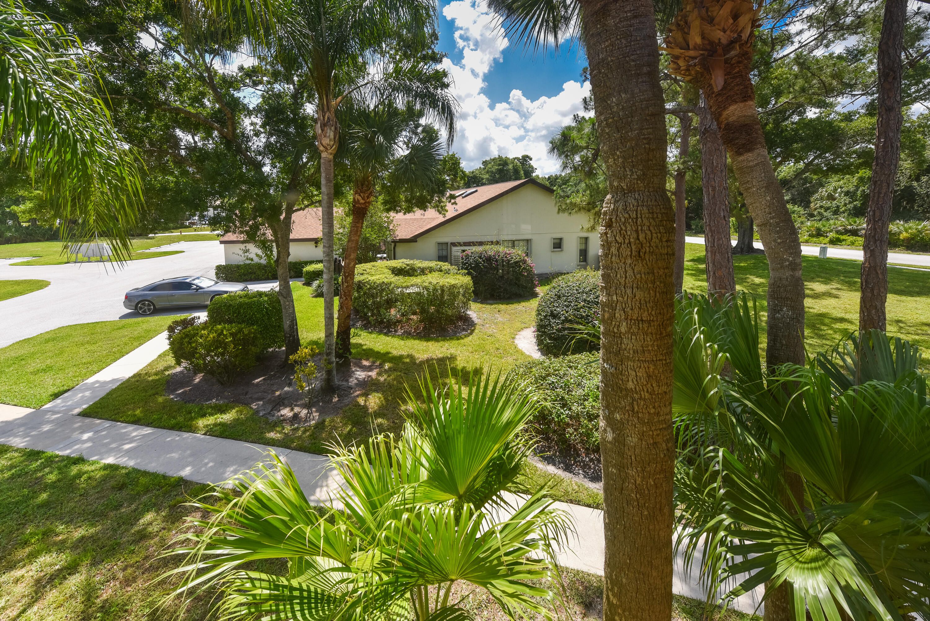 PINE RIDGE AT MARTIN DOWNS CONDO - Residential Lease