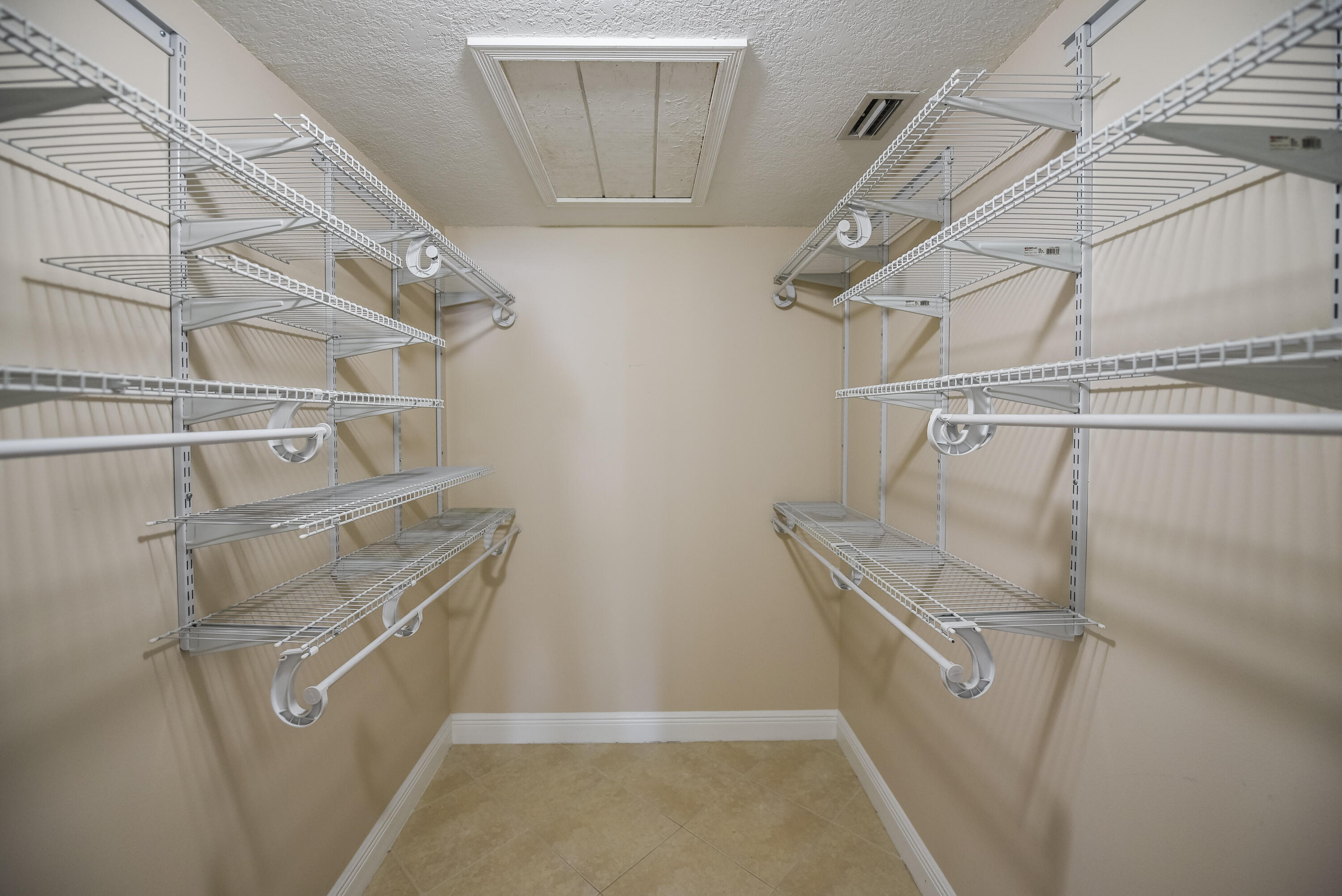 PINE RIDGE AT MARTIN DOWNS CONDO - Residential Lease