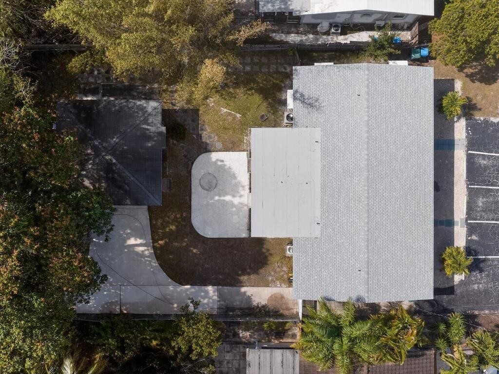 Simpson Place 9-53 B - Residential Income