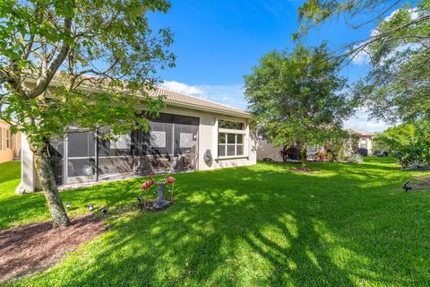 Single Family Residence in Boynton Beach FL 10013 Yellowfield Drive Dr 34.jpg