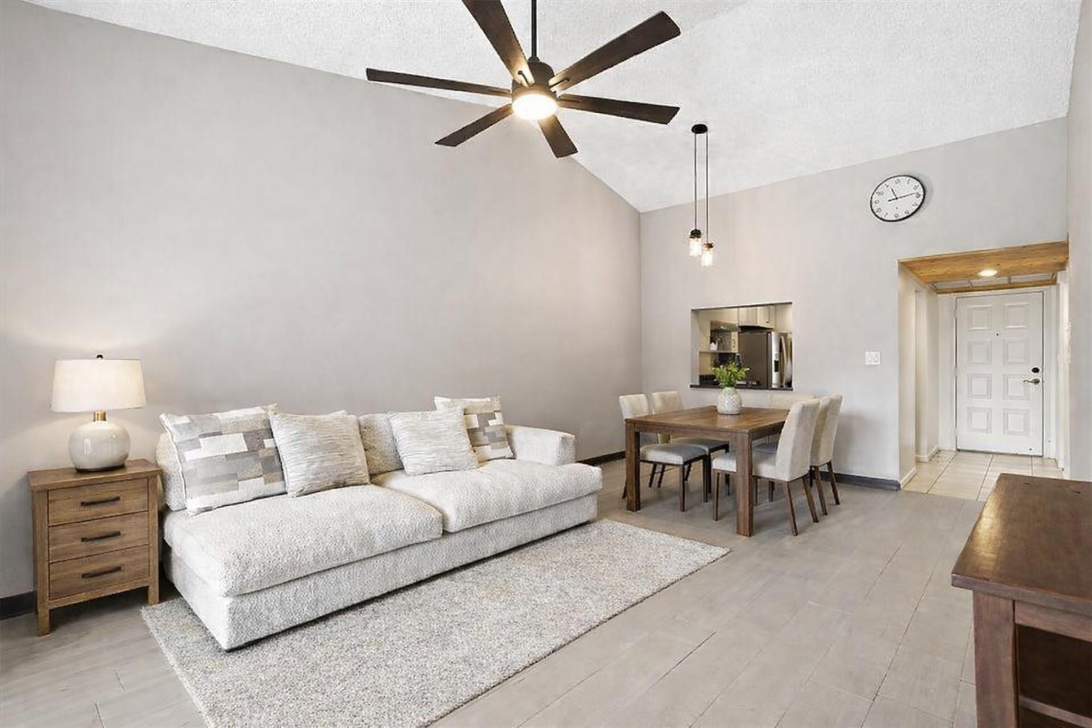 POND APPLE PLACE IV - Residential