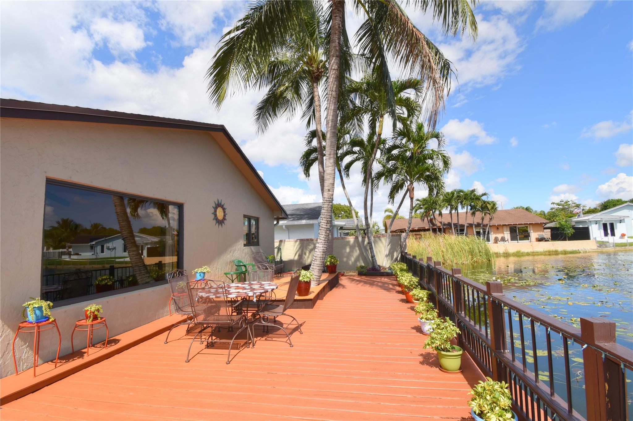 Royal Palm Lake Estates 7 - Residential