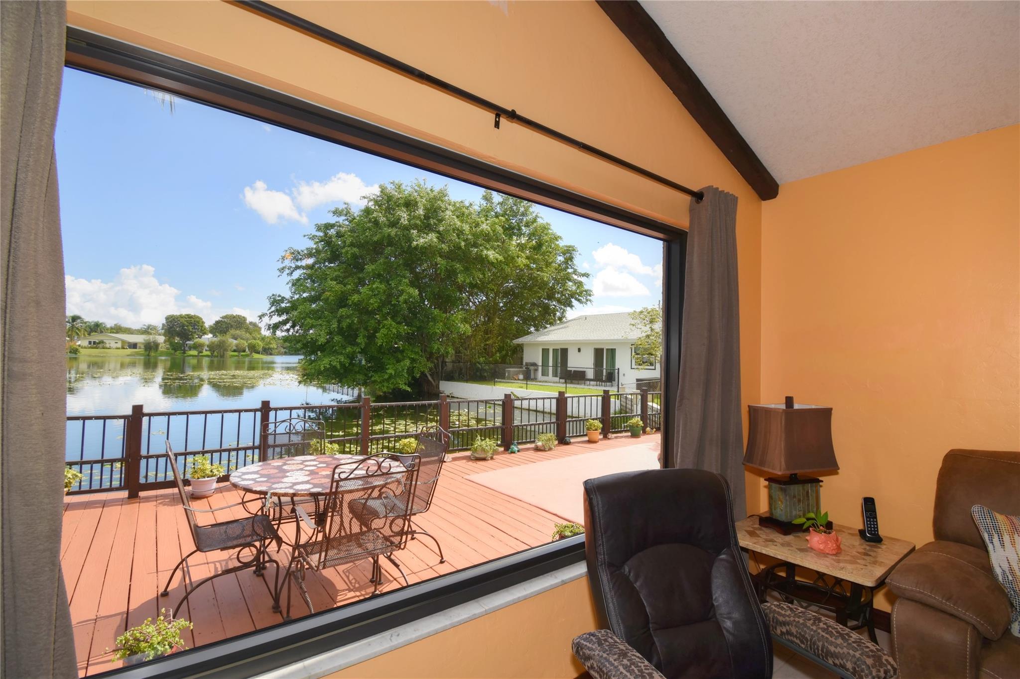 Royal Palm Lake Estates 7 - Residential