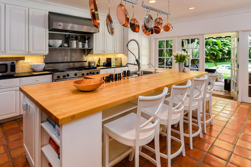 EL ENCANTO - Residential