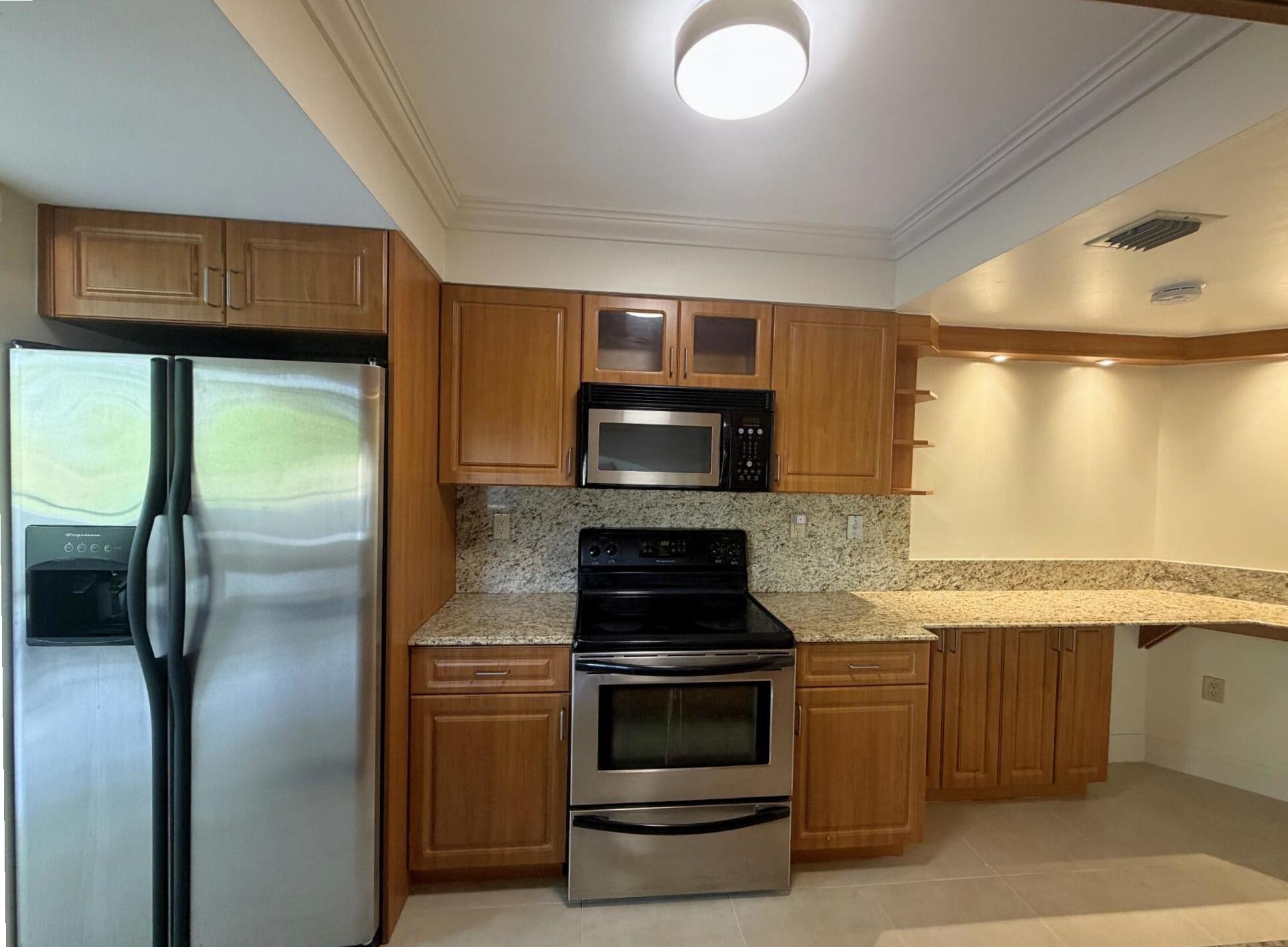 SPINNAKER BAY AT THE WATERWAYS - Residential Lease