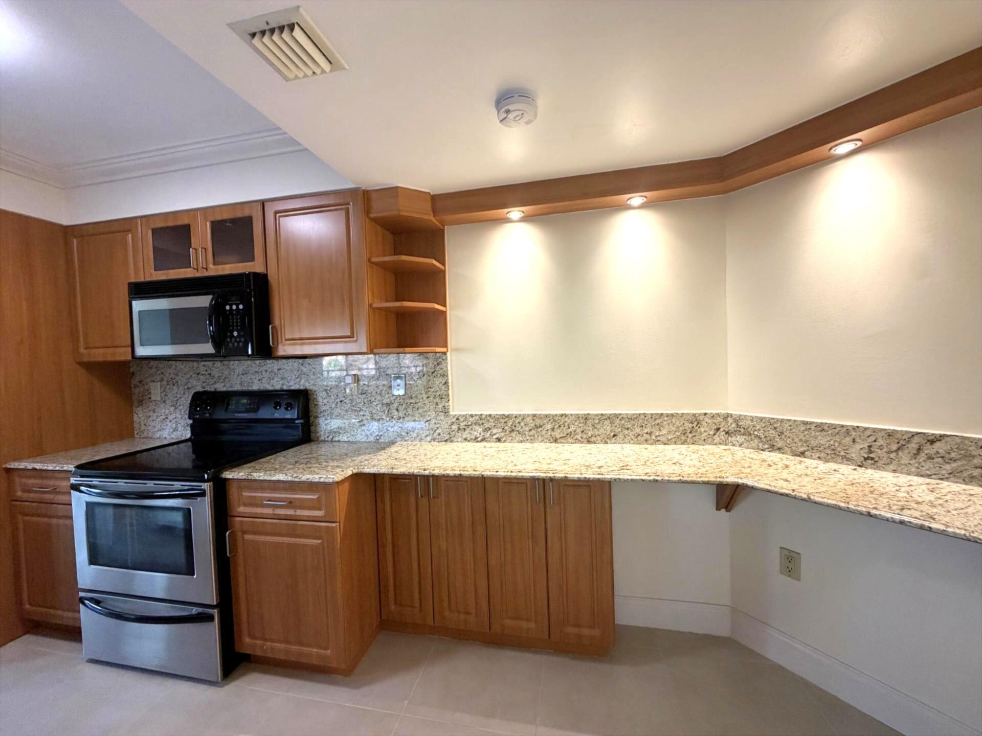 SPINNAKER BAY AT THE WATERWAYS - Residential Lease