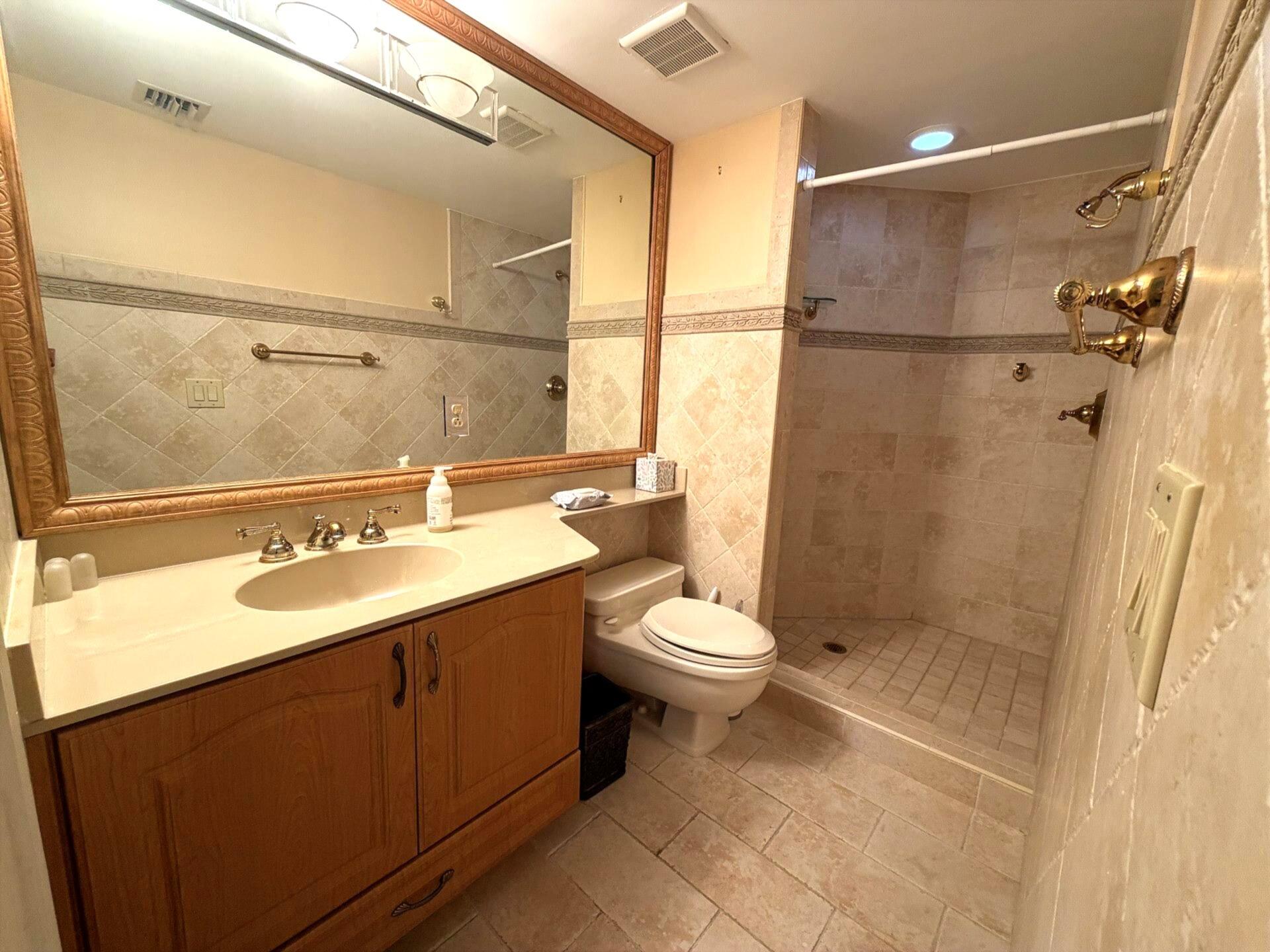 SPINNAKER BAY AT THE WATERWAYS - Residential Lease