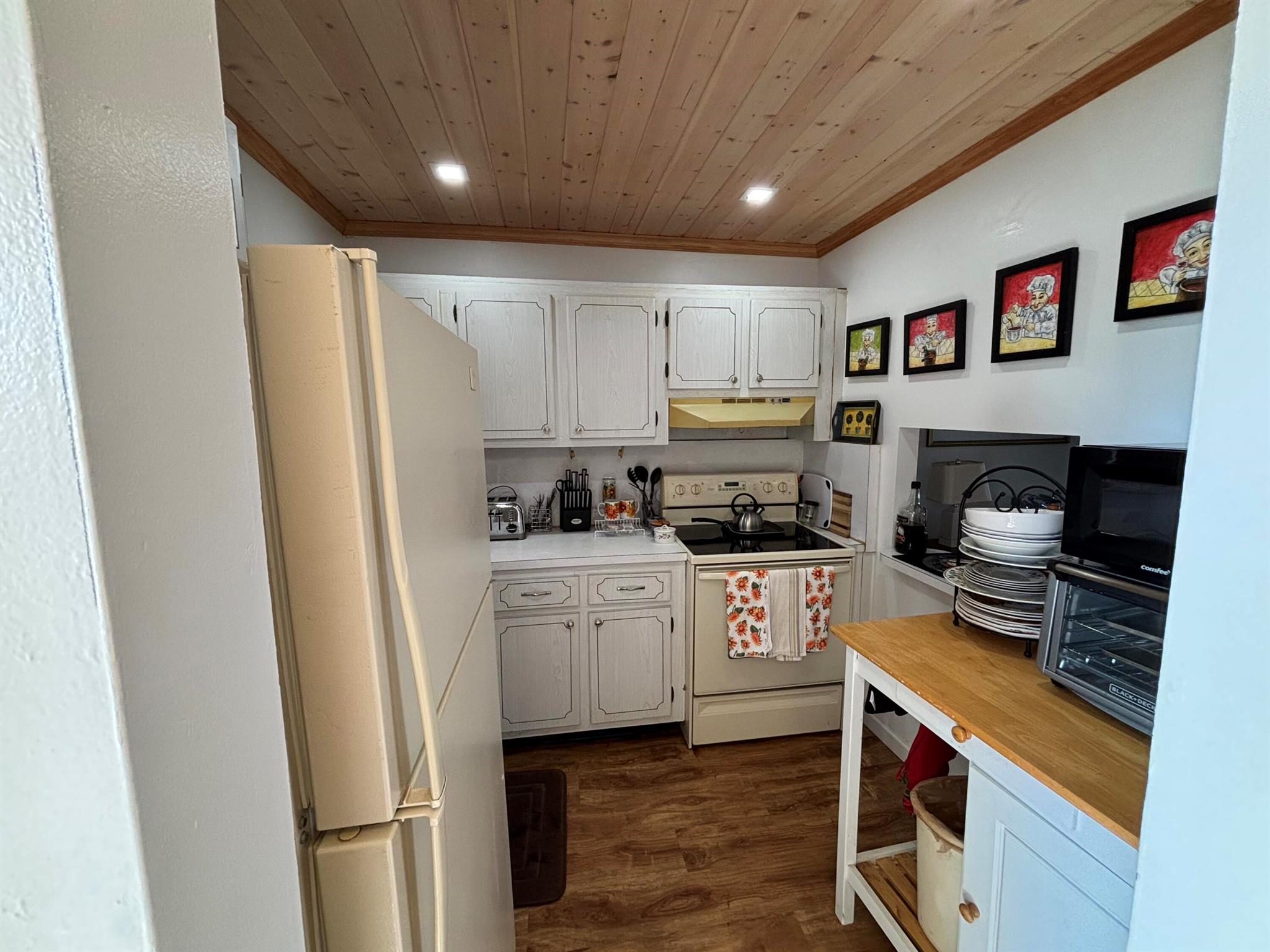 SUNRISE LAKES 19 CONDO - Residential