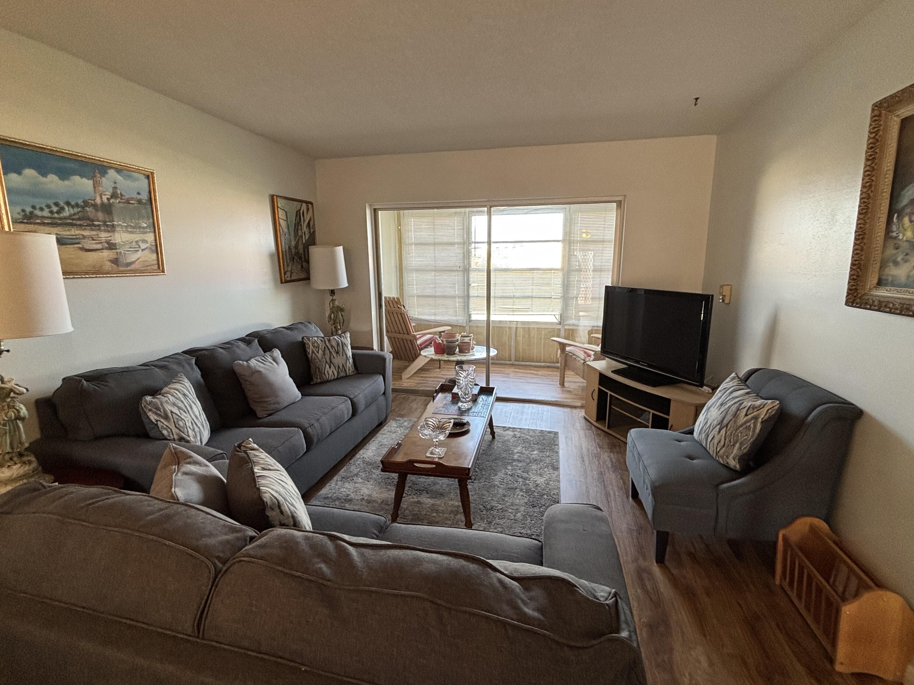 SUNRISE LAKES 19 CONDO - Residential