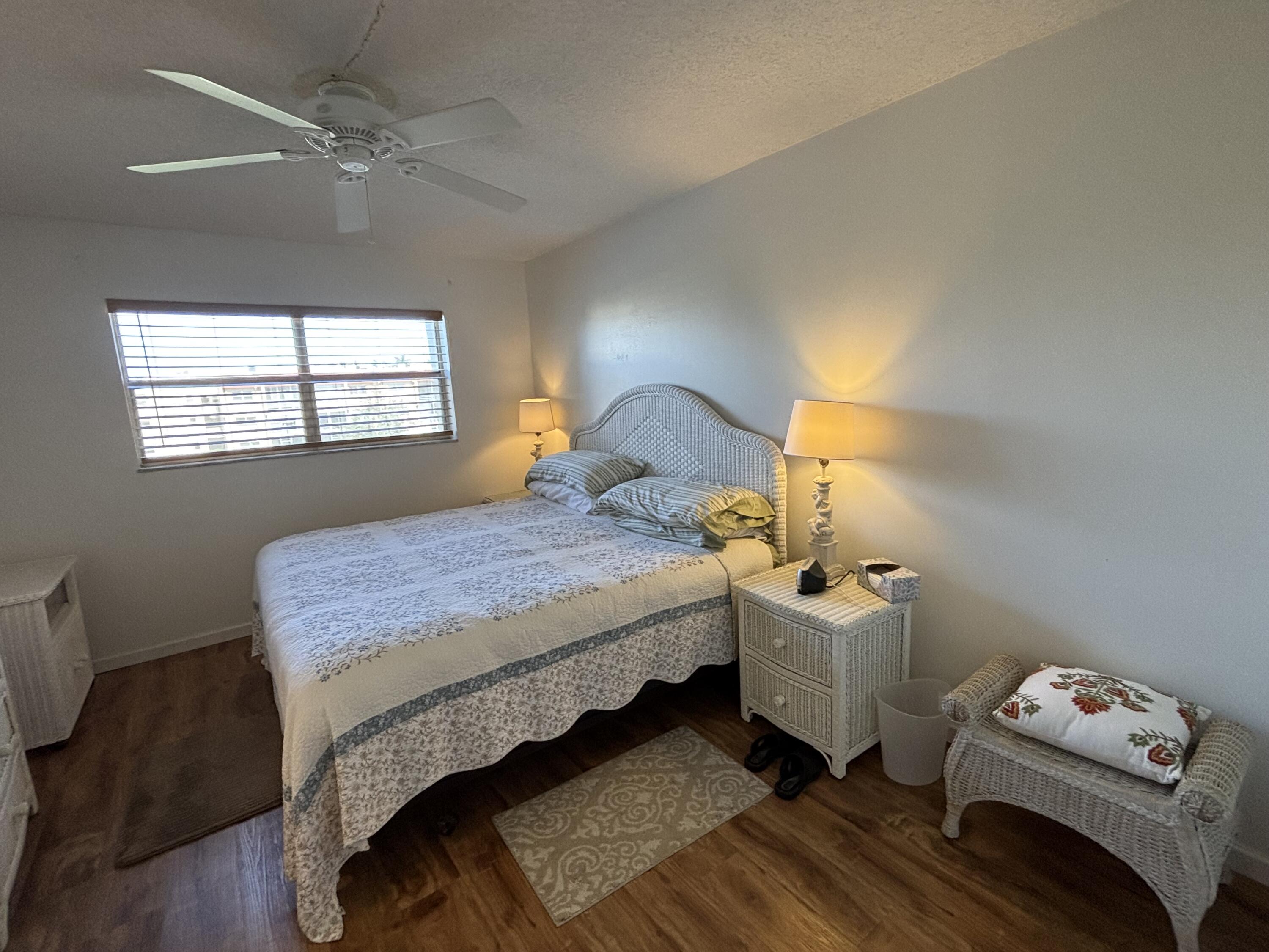 SUNRISE LAKES 19 CONDO - Residential