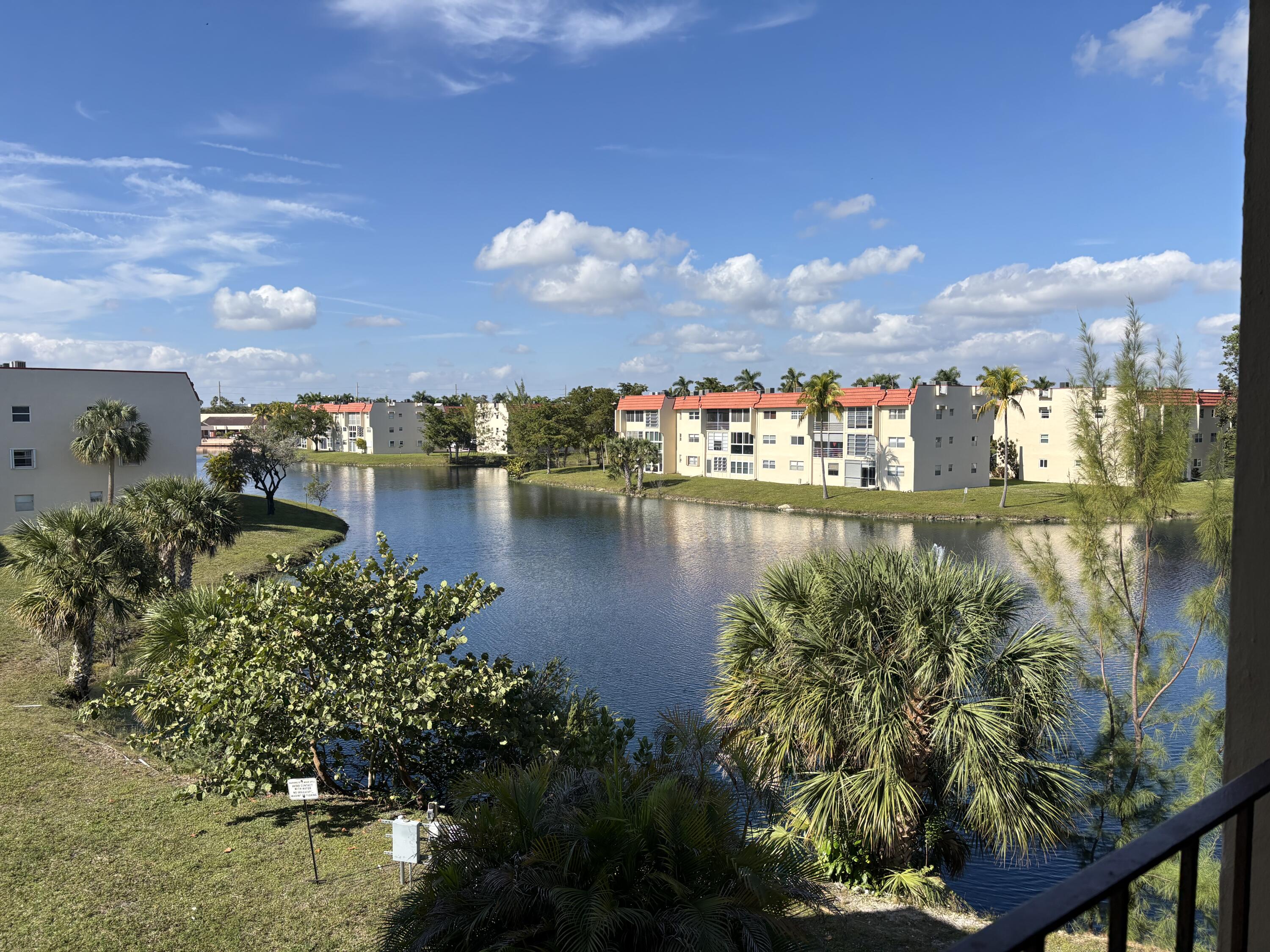 SUNRISE LAKES 19 CONDO - Residential