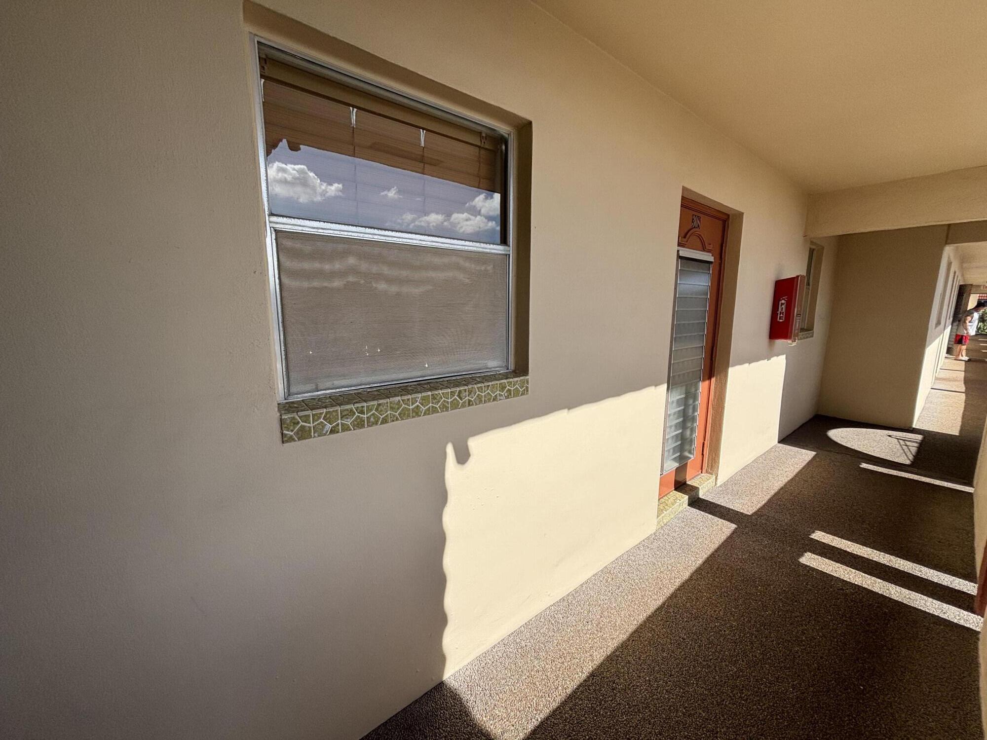 SUNRISE LAKES 19 CONDO - Residential