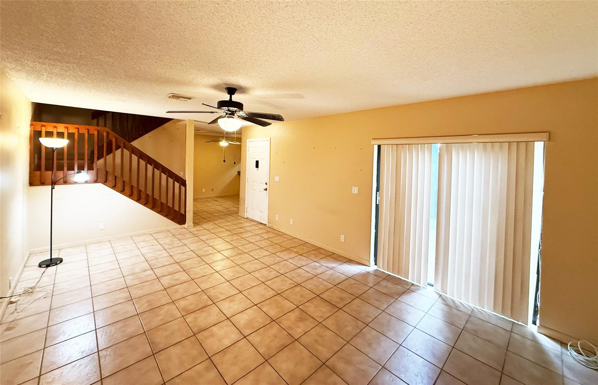 2561 NW 99th Ave