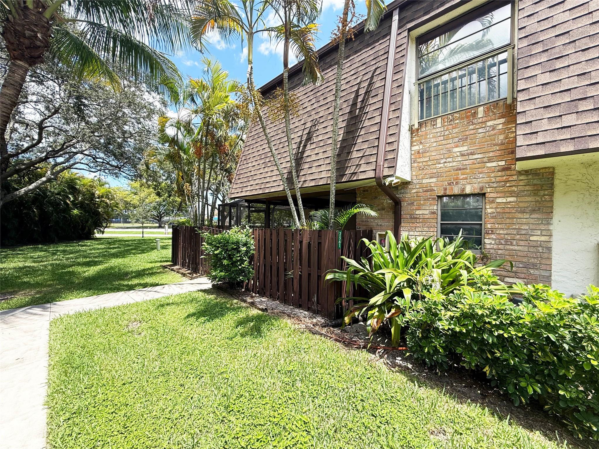 AMAZING OPPORTUNITY to put your stamp on this 3 bedroom 2.5 bathroom town house in the highly desirable neighborhood of Parkside in the heart of Coral Springs just steps away from Mullins Park and The Walk. This home has a private FENCED & SCREENED PATIO as well as a beautiful COMMUNITY POOL.