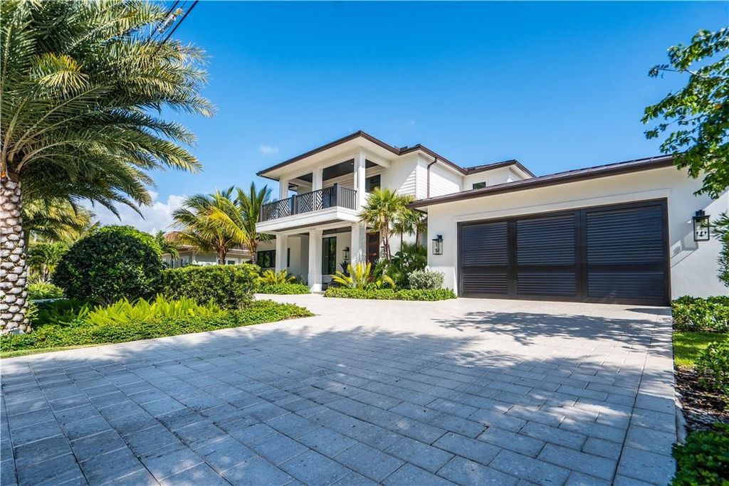 Photo of 2349 NE 24th Street, Lighthouse Point, FL 33064 (MLS # F10545719)