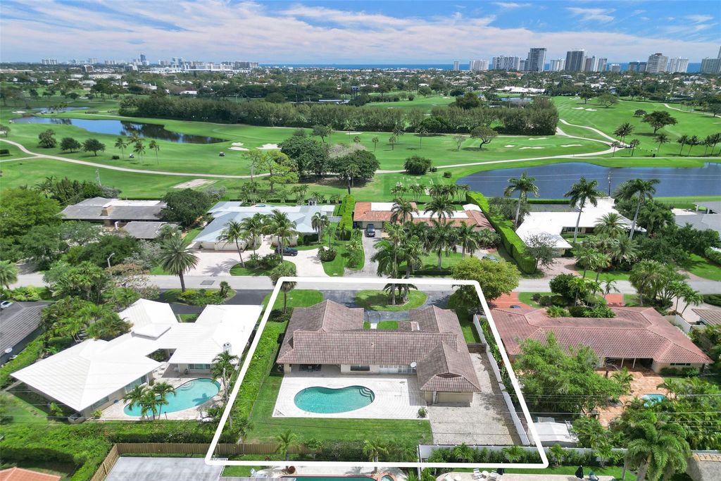 Photo of 2626 NE 37th Drive, Fort Lauderdale, FL 33308 (MLS # F10499552)