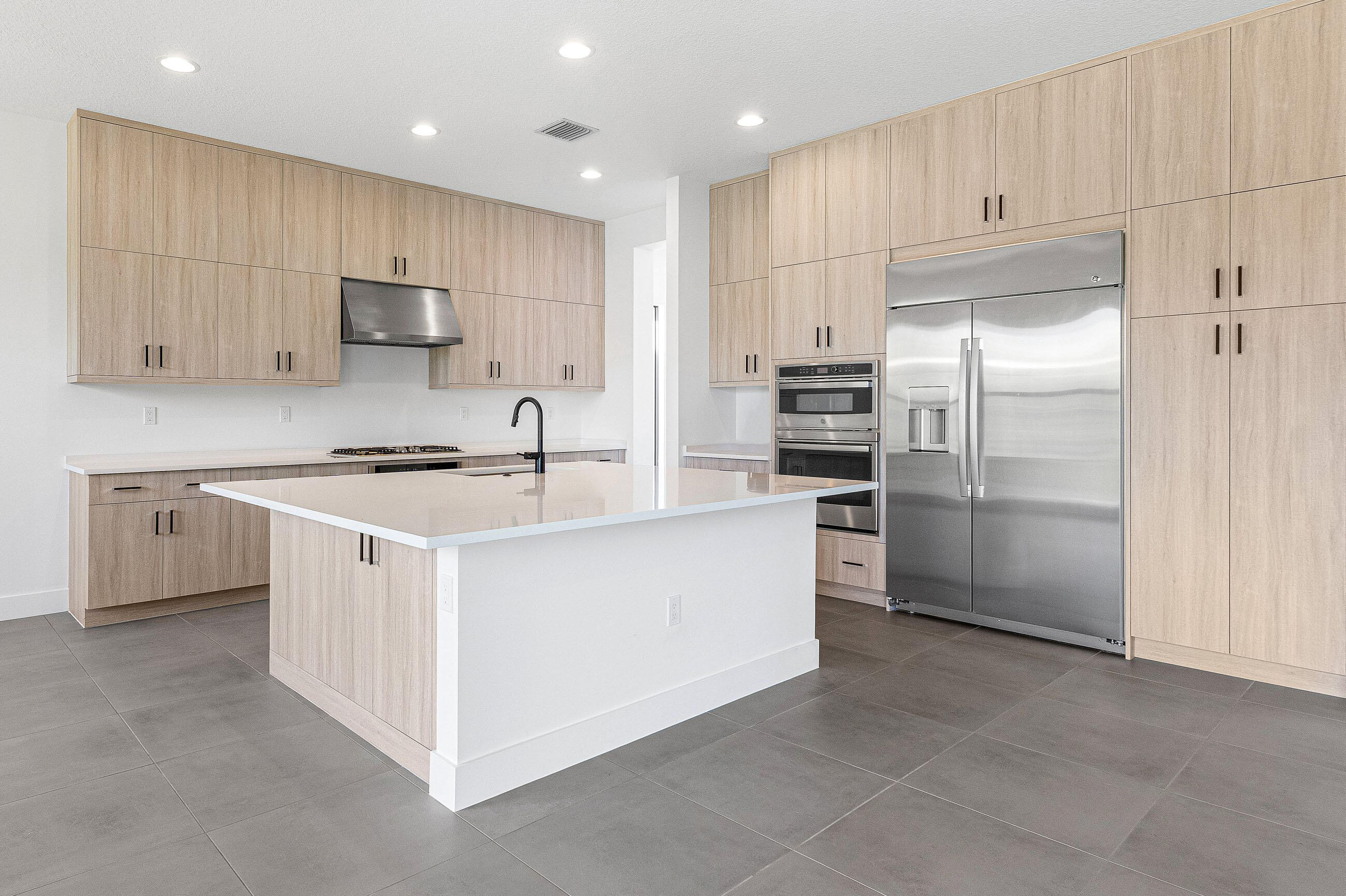 BOCA RATON GOLF COURSE PUD - Residential Lease