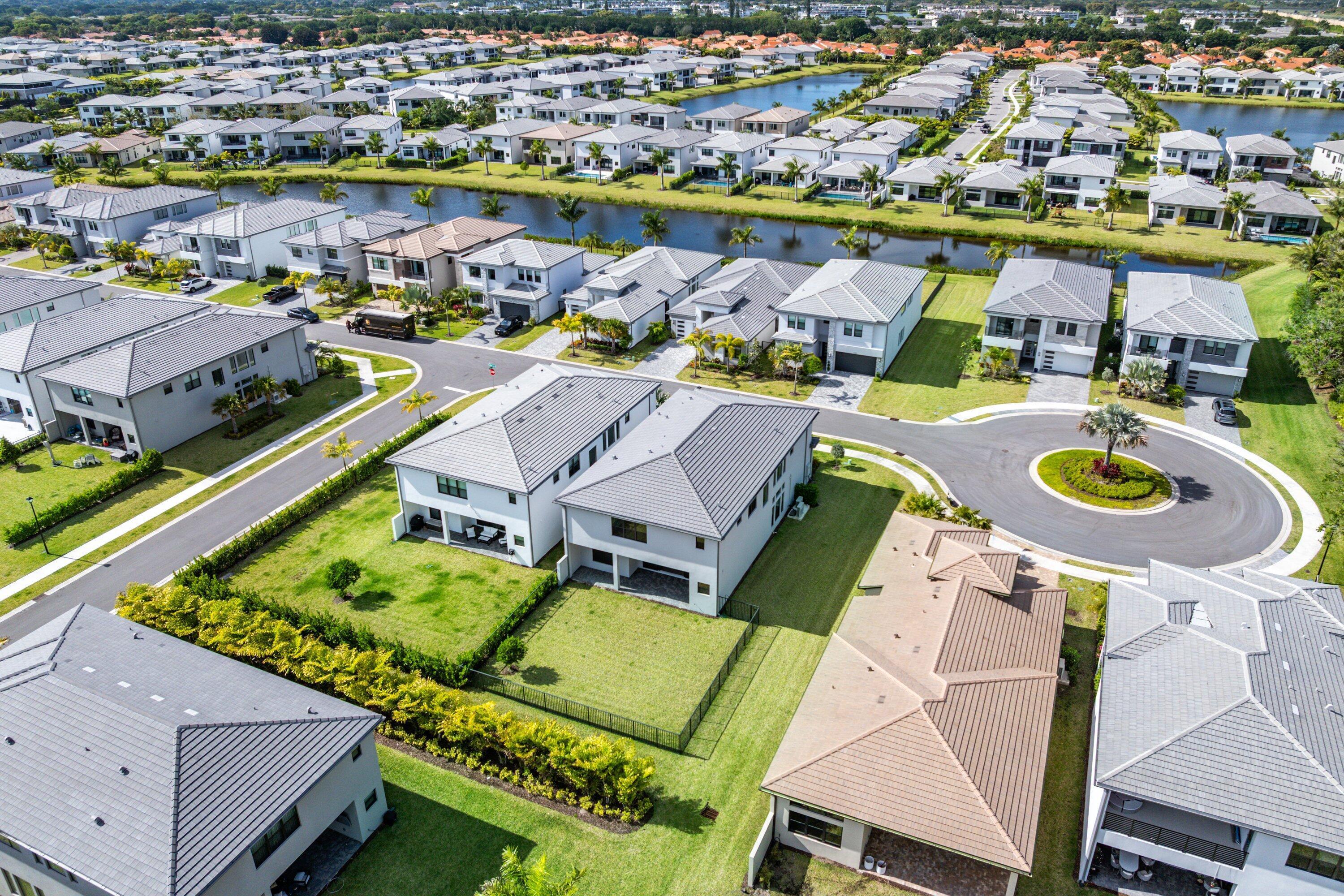 BOCA RATON GOLF COURSE PUD - Residential Lease