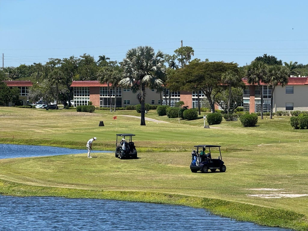 Photo of 104 ROYAL OAK Drive #101, Vero Beach, FL 32962 (MLS # B26081414)