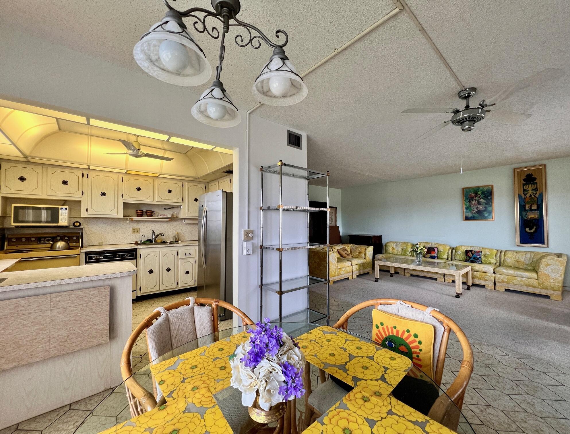 414 Greenbrier B