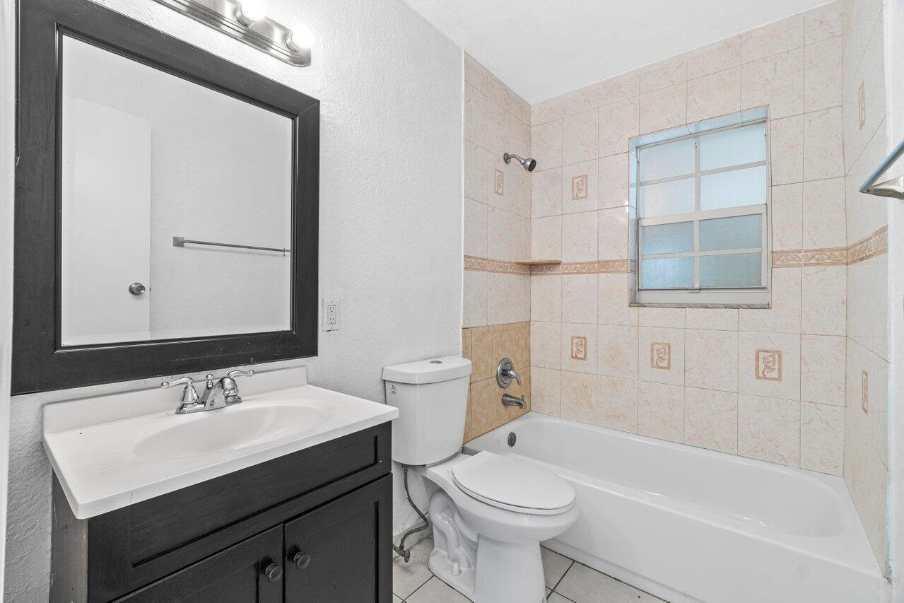 WEST BOYNTON 2B - Residential Lease