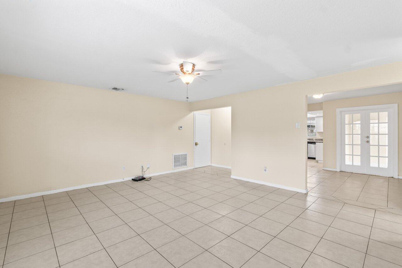 WEST BOYNTON 2B - Residential Lease