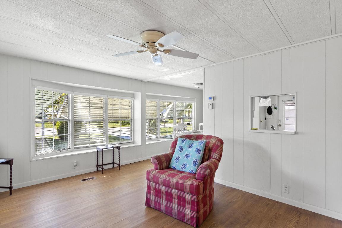 Spanish Lakes Riverfront - Residential