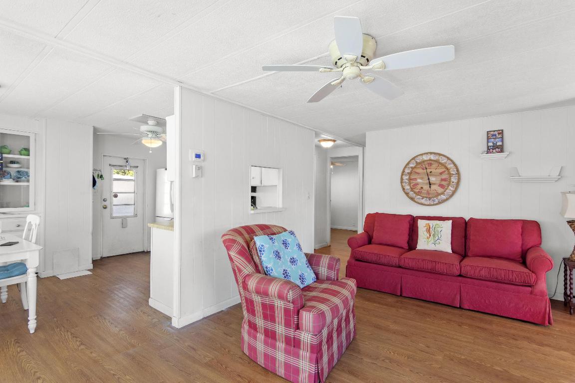 Spanish Lakes Riverfront - Residential