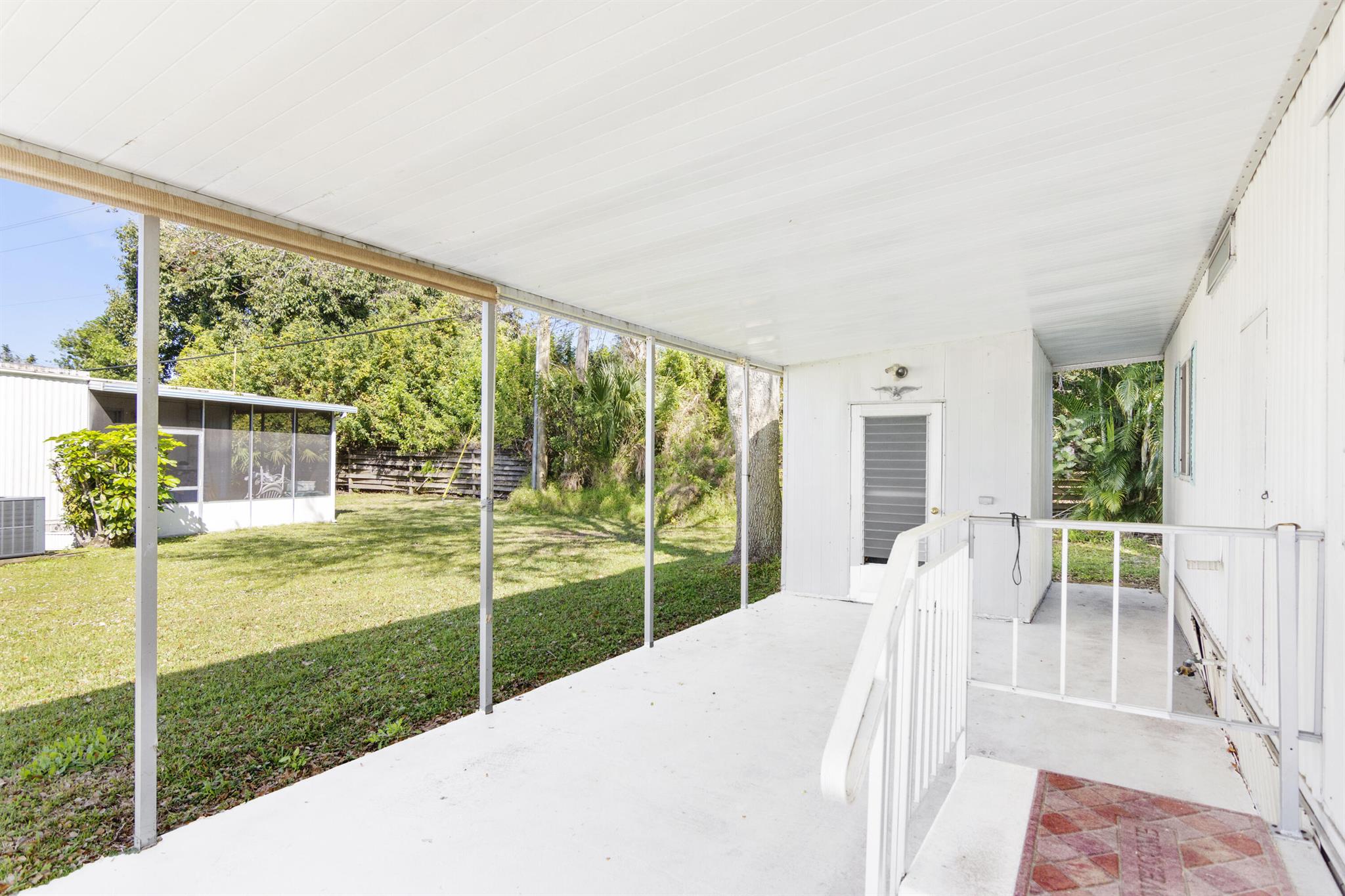 Spanish Lakes Riverfront - Residential
